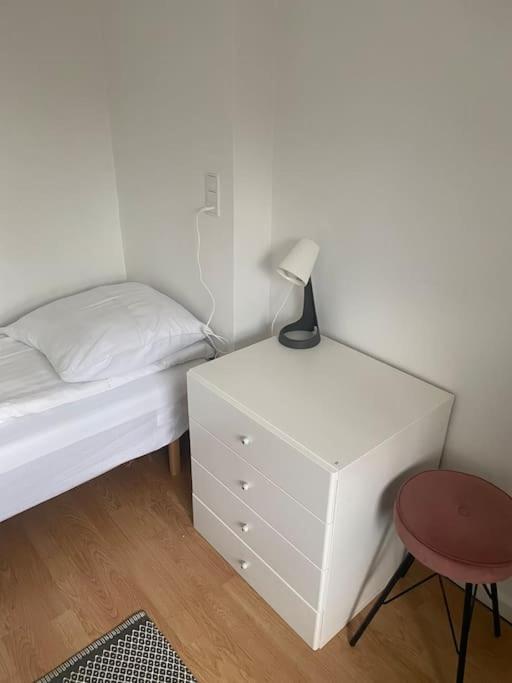 2 Bedroom Apartment Near The Sea Tisvildeleje Esterno foto